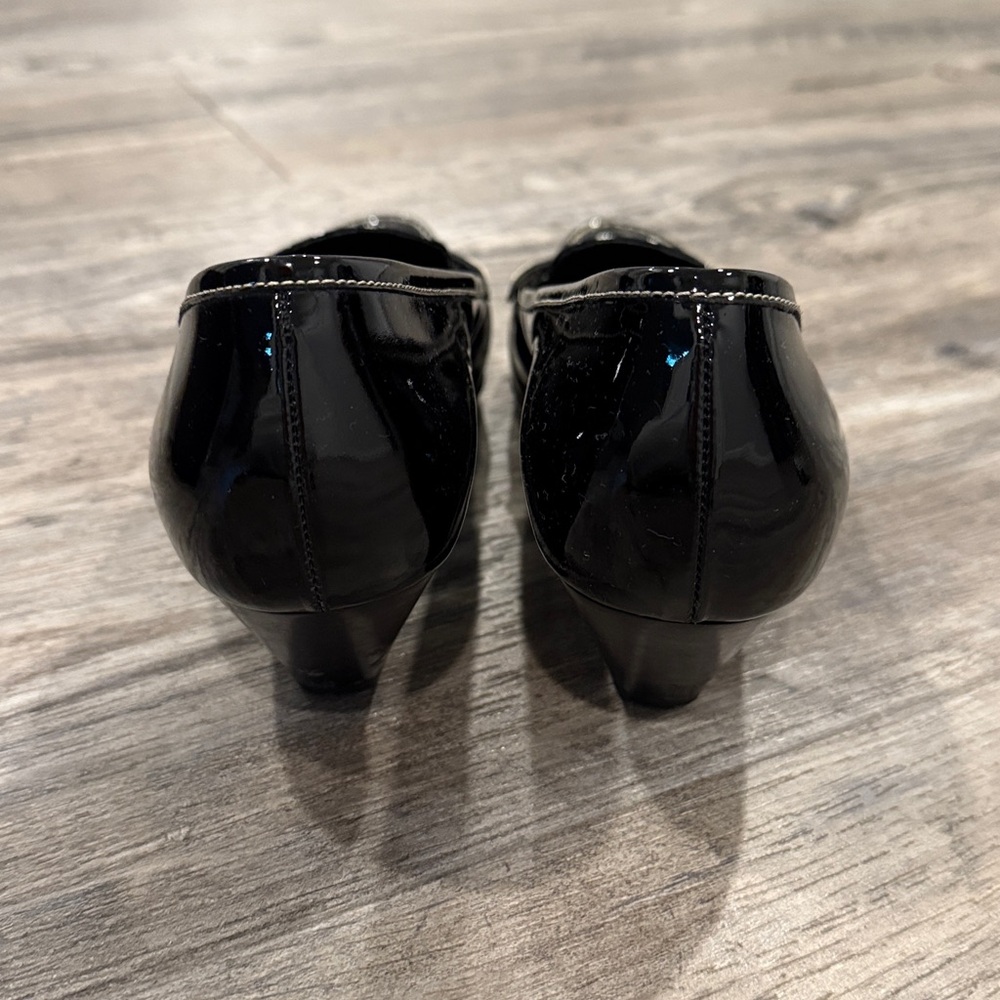 Prada Black Women's Loafers - Picture 6 of 13